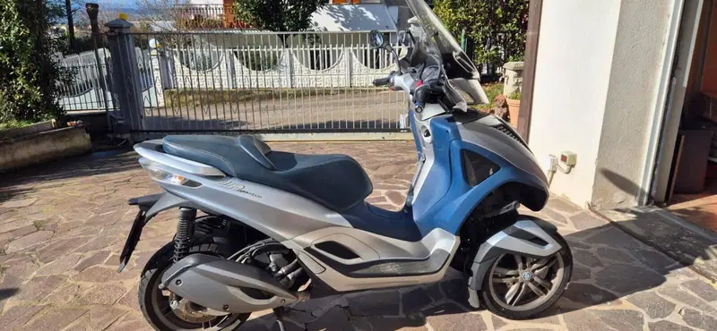 Piaggio Mp3 300 ie Yourban ERL (2011 - 17)