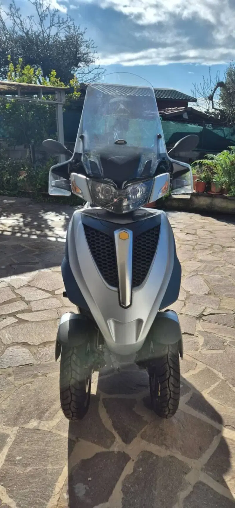 Piaggio Mp3 300 ie Yourban ERL (2011 - 17) (2)