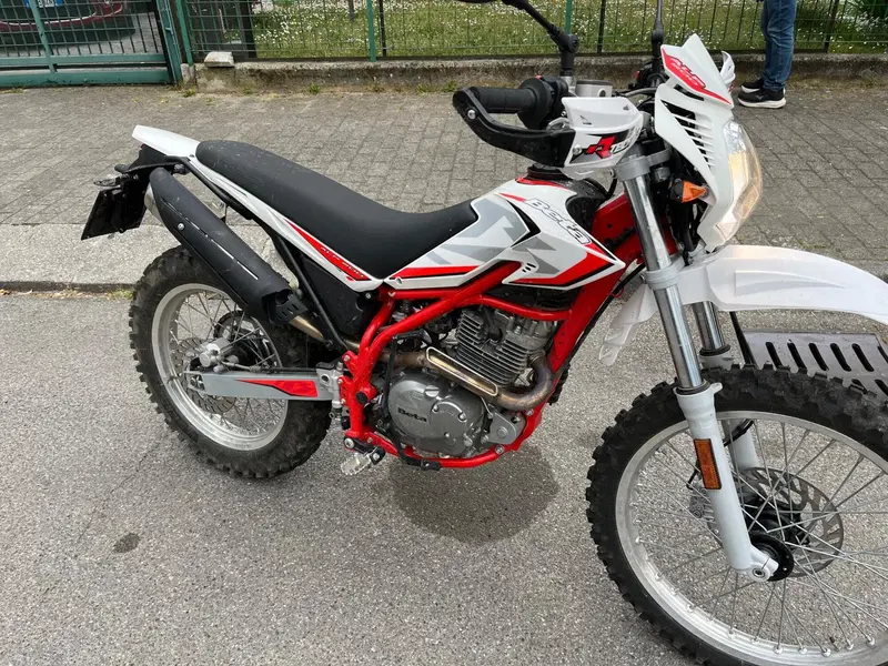Betamotor Alp 200 (2021 - 25)