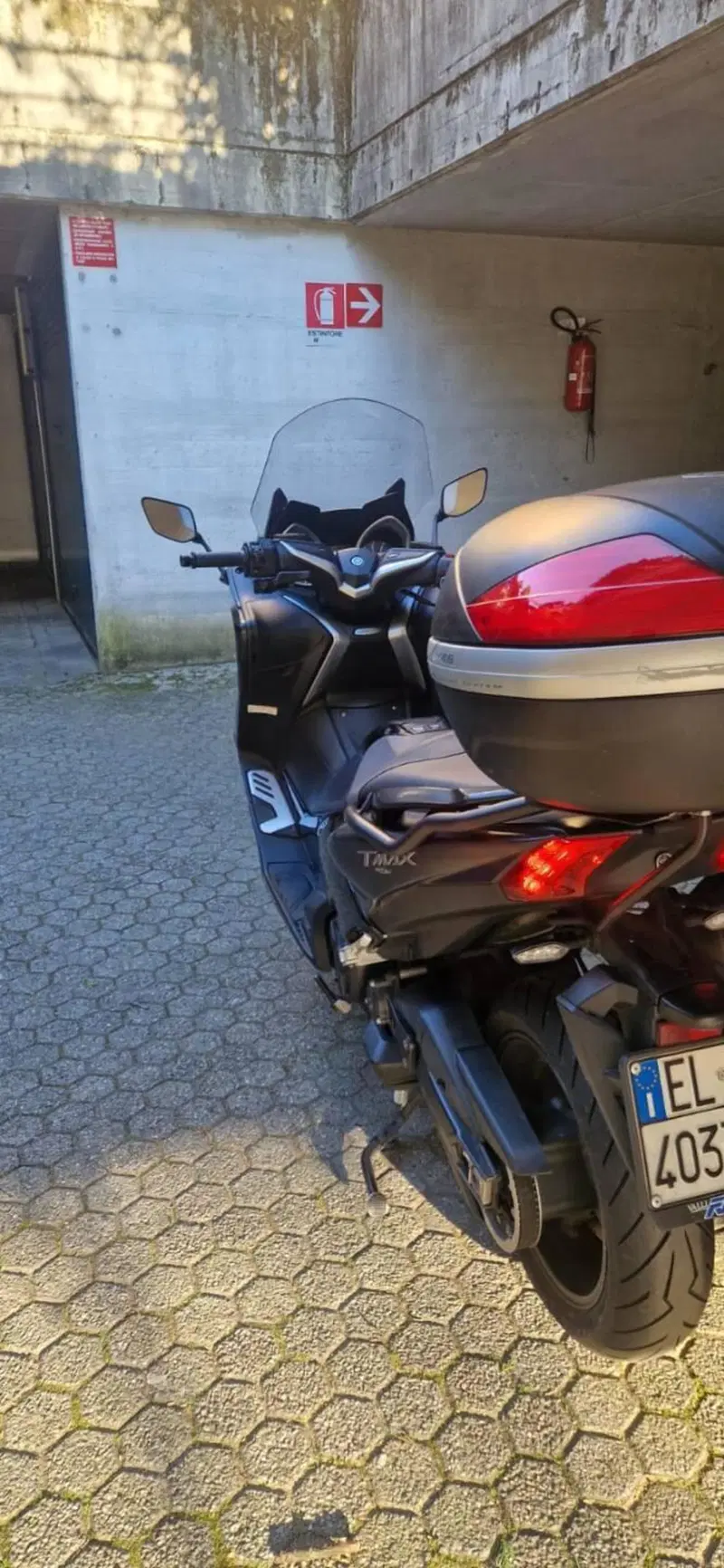 Yamaha T-Max 530 SX (2017 - 19) (7)