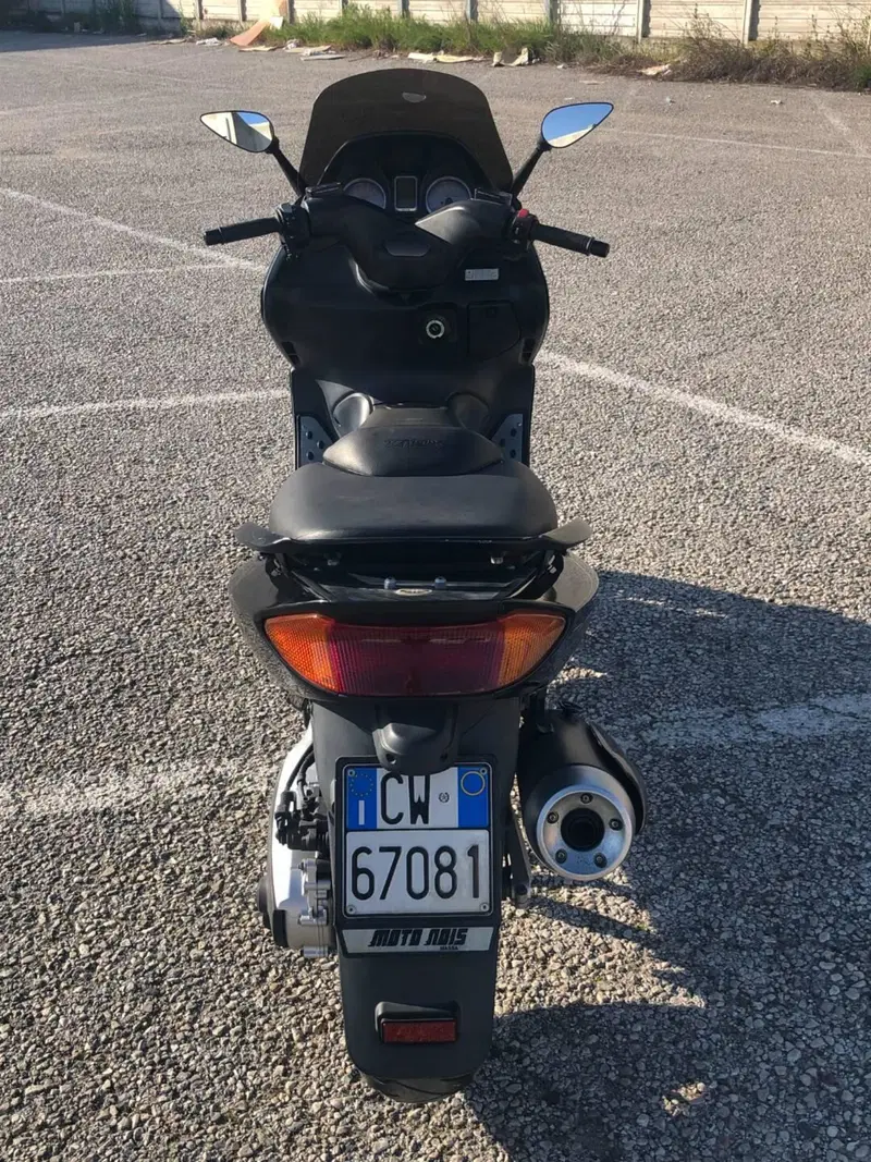 Yamaha T-Max 500 (2004 - 07) (2)