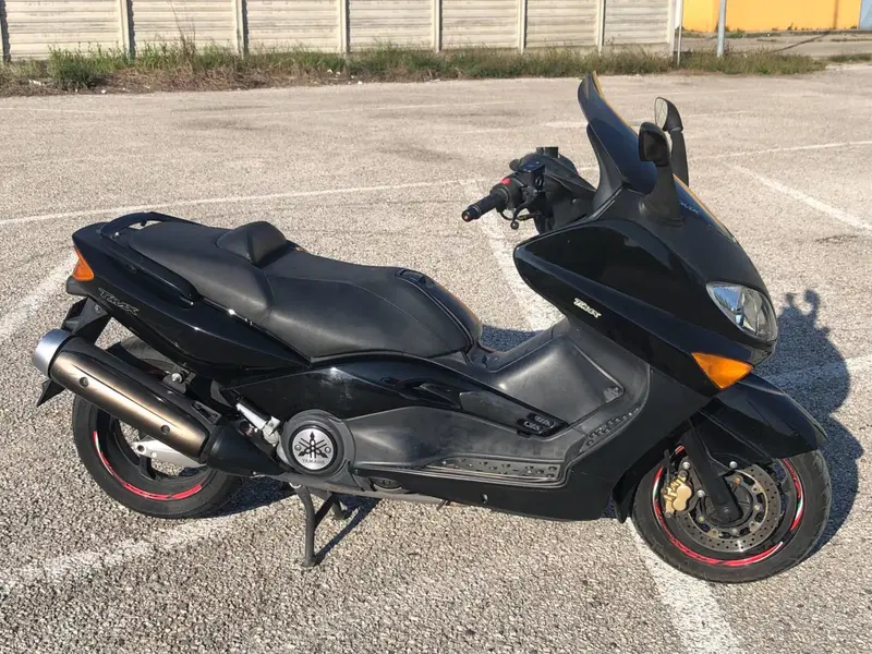 Yamaha T-Max 500 (2004 - 07) (3)