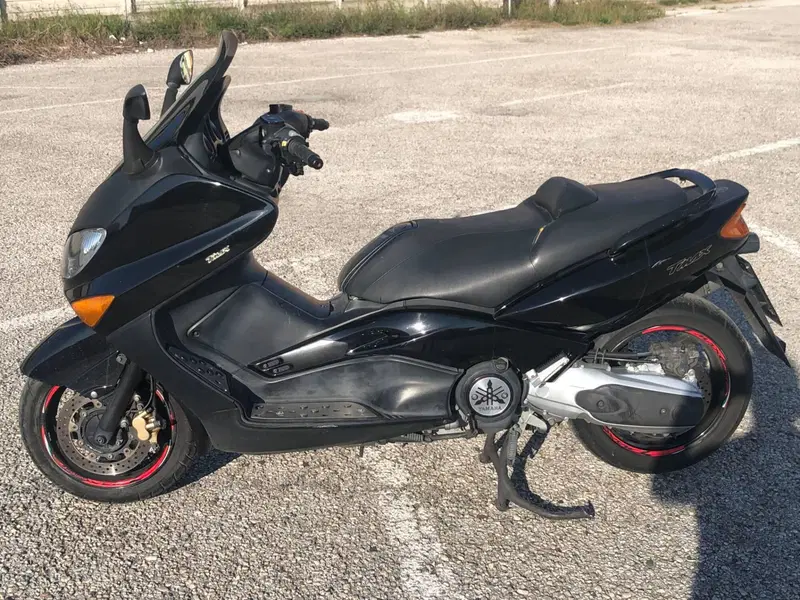 Yamaha T-Max 500 (2004 - 07) (4)