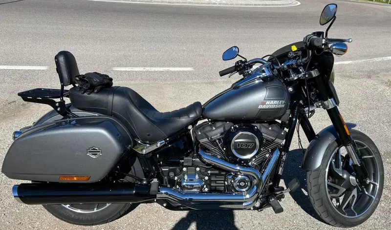 Harley-Davidson Sport Glide (2021 - 25) (2)