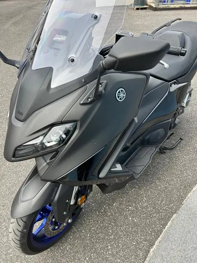 Yamaha T-Max 560 (2022 - 24) usata