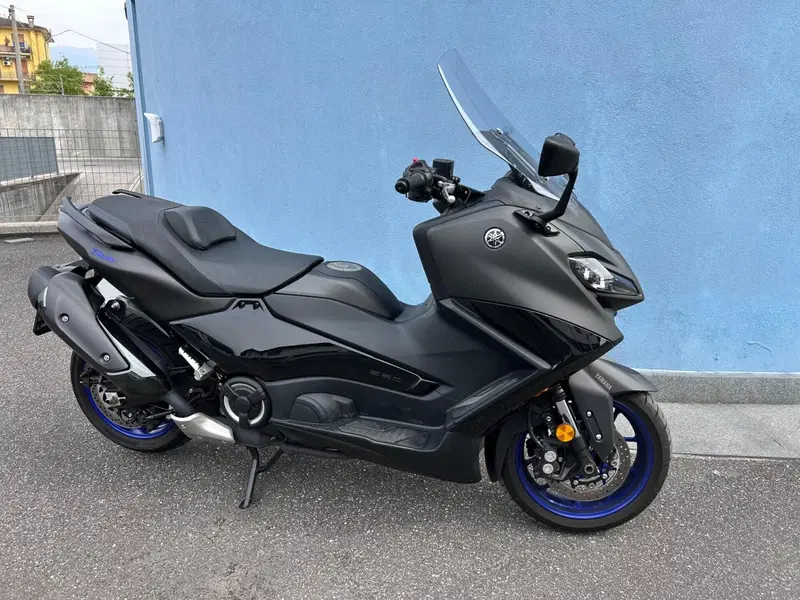 Yamaha T-Max 560 (2022 - 24) (6)