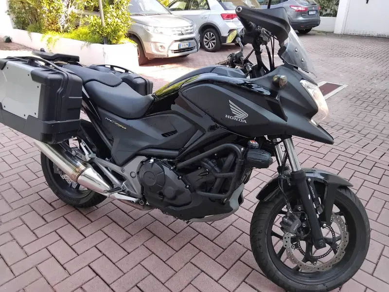 Honda NC 750 X ABS (2014 - 15) (4)