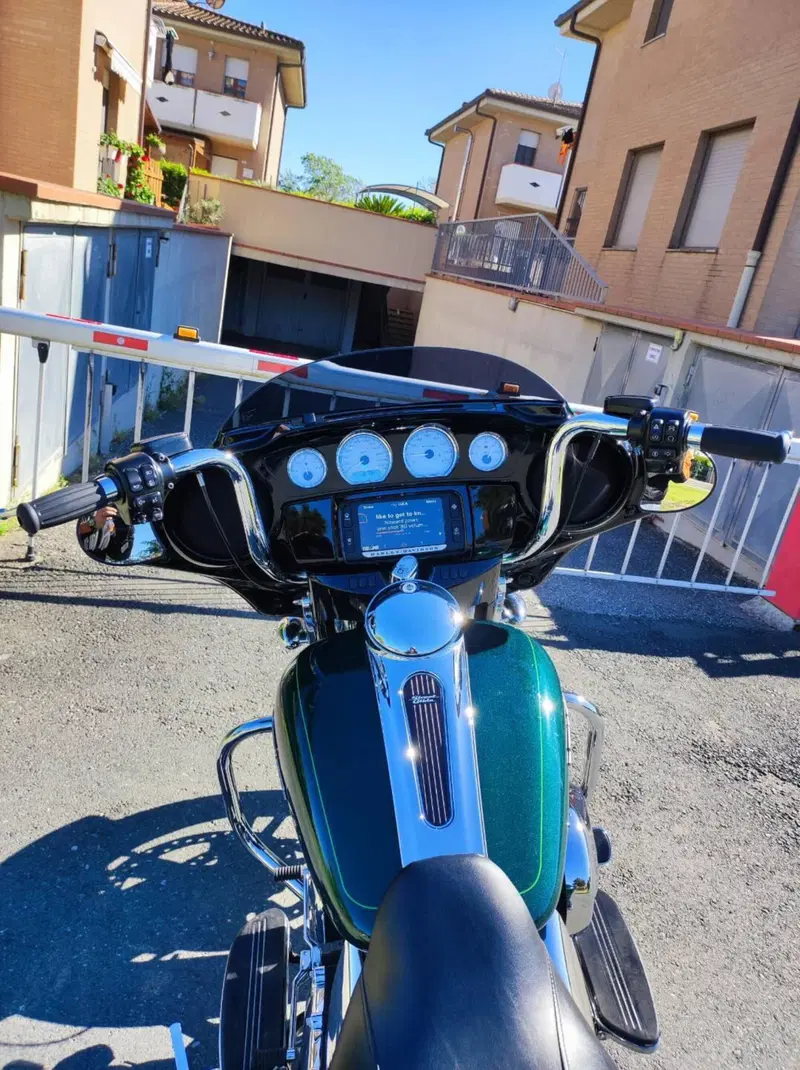 Harley-Davidson 1690 Street Glide Special (2014 - 16) - FLHX (5)