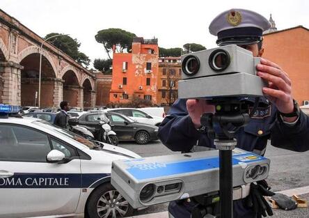 I Comuni italiani, incassi record dalle multe stradali nel 2025