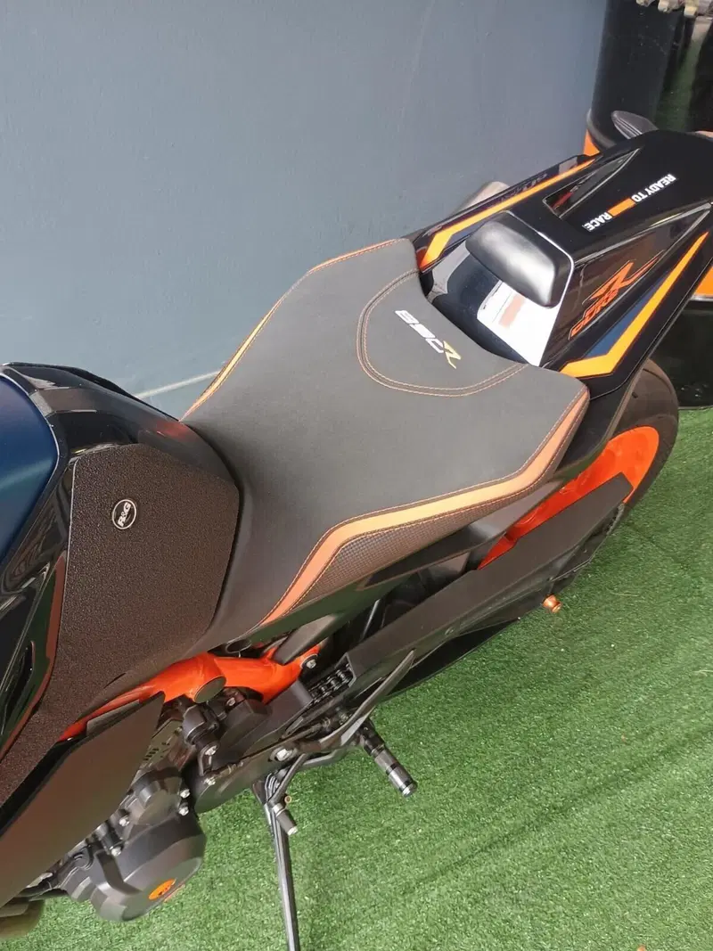 KTM 890 Duke R (2022 - 23) (13)