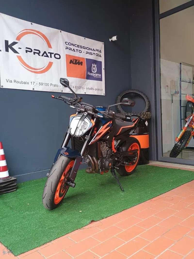 KTM 890 Duke R (2022 - 23) (2)