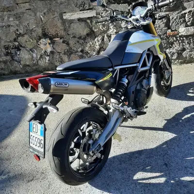 Aprilia Dorsoduro 750 ABS (2009 - 17) usata