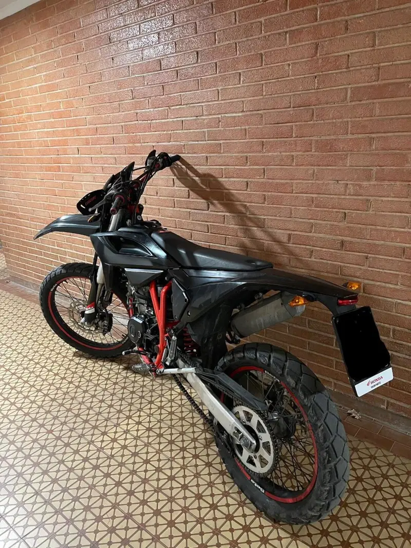 Betamotor RR 125 4T Enduro LC (2021 - 23) (2)