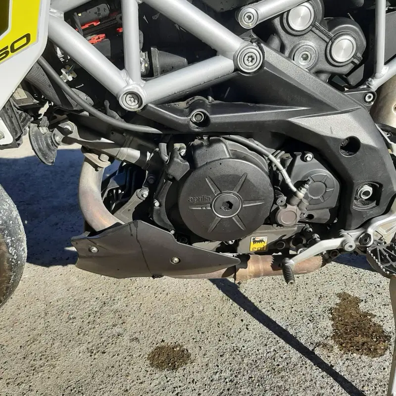 Aprilia Dorsoduro 750 ABS (2009 - 17) (4)