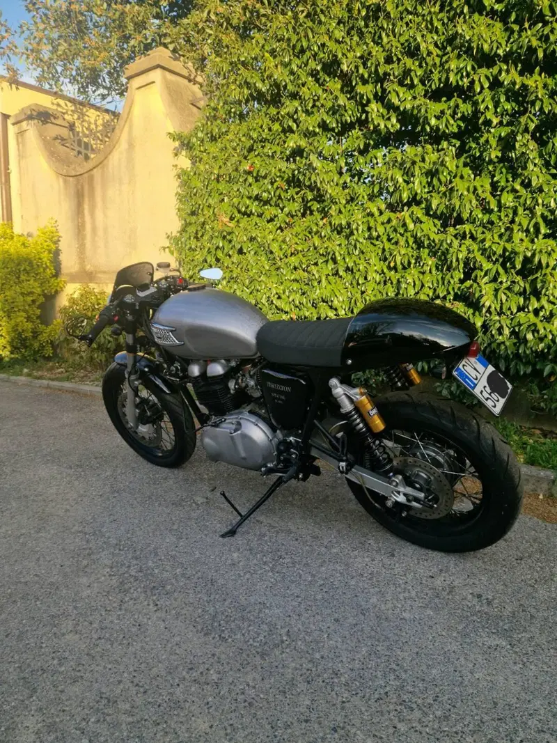 Triumph Thruxton 900 (2004 - 15) (3)