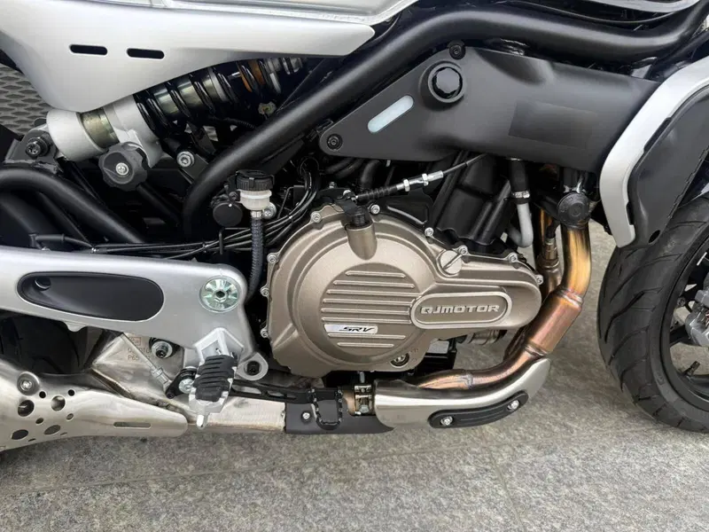 QJ Motor SRV 550 (2025 - 26) (5)