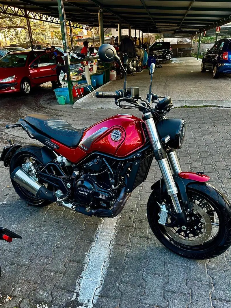 Benelli Leoncino 500 (2021 - 25)
