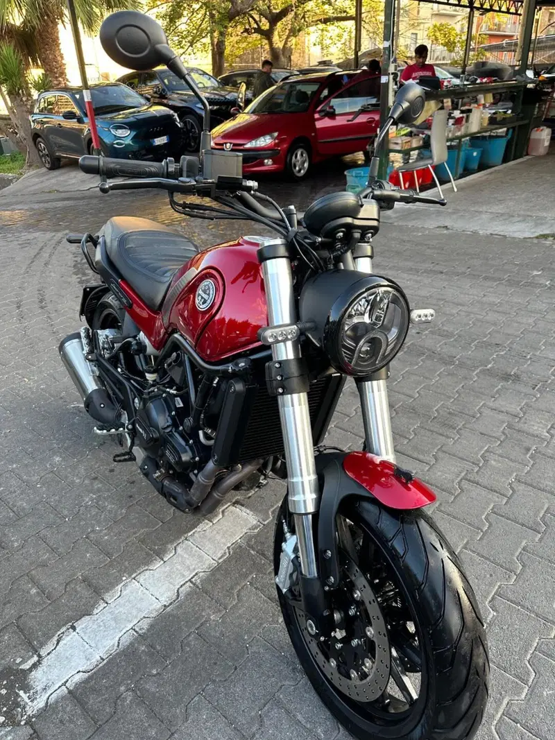 Benelli Leoncino 500 (2021 - 25) (2)