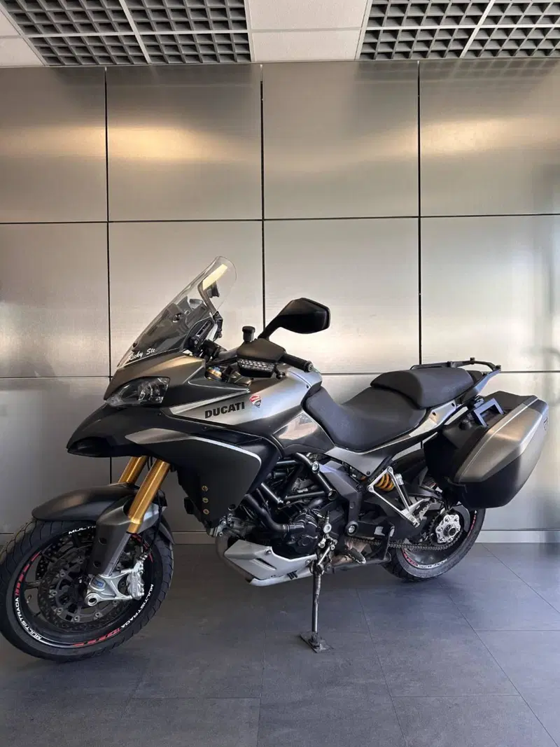 Ducati Multistrada 1200 S Touring (2010 - 12) (3)