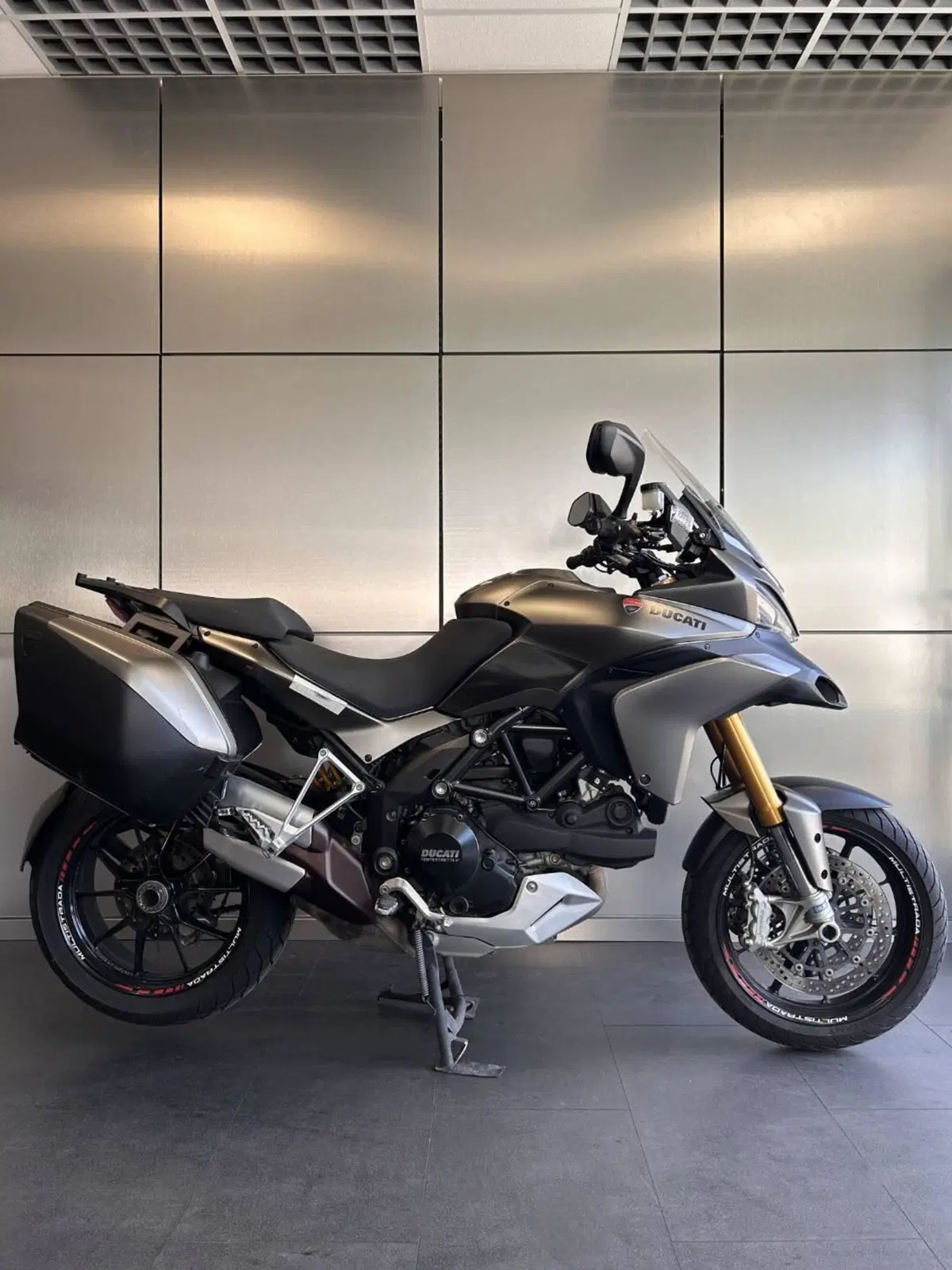Ducati Multistrada 1200 S Touring (2010 - 12)