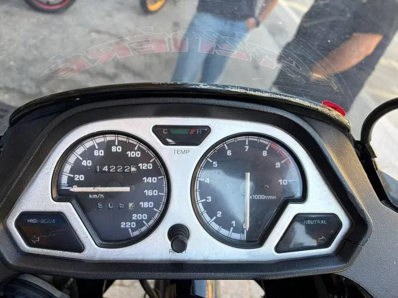 Yamaha XTZ 750 SuperTéneré (1989 - 98) (5)