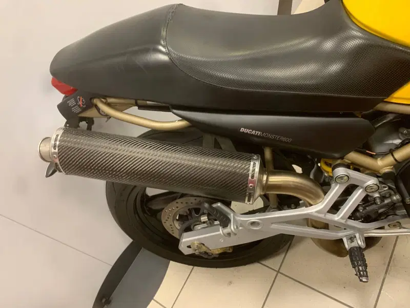 Ducati Monster 600 (1994 - 02) (2)