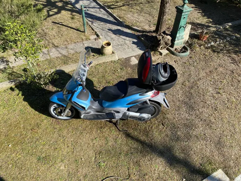Piaggio Beverly 400 i.e. (2006 - 10) (12)