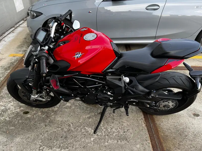 MV Agusta Brutale 800 (2020) (5)