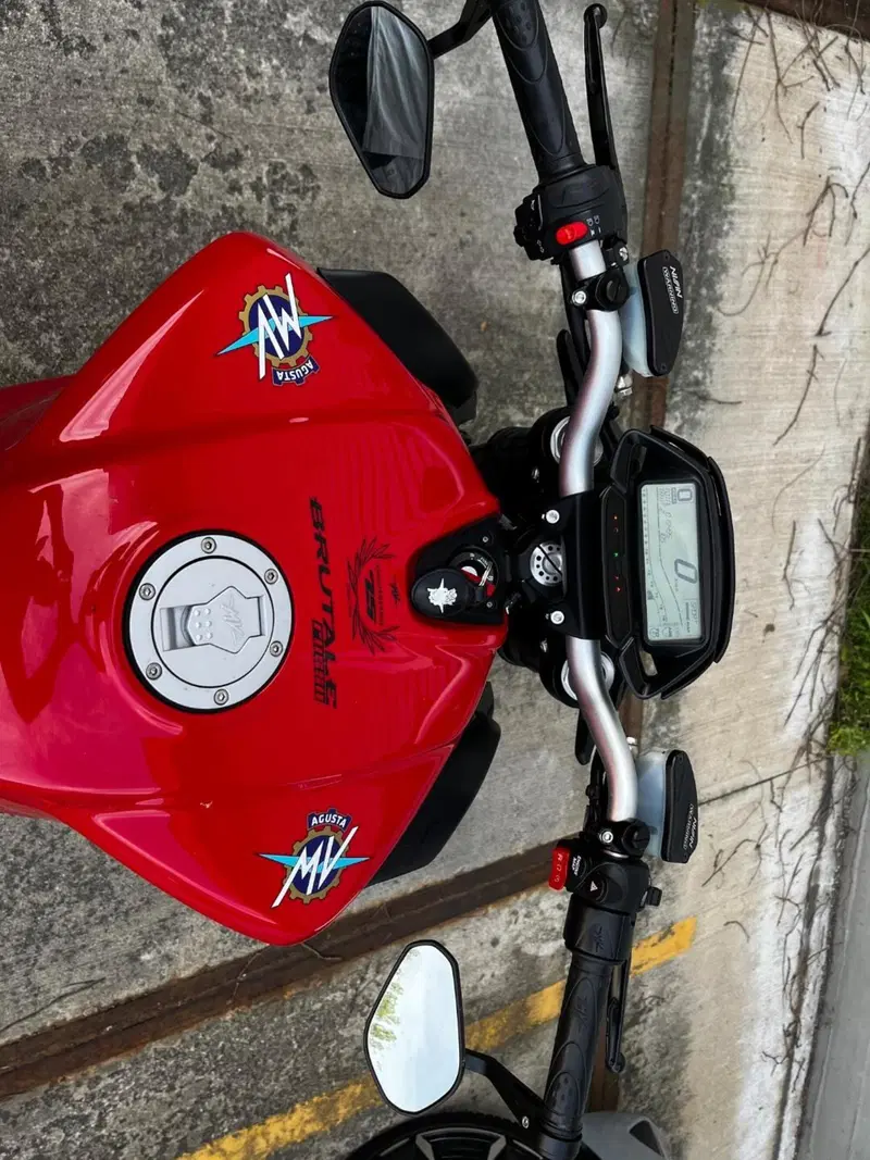 MV Agusta Brutale 800 (2020) (6)