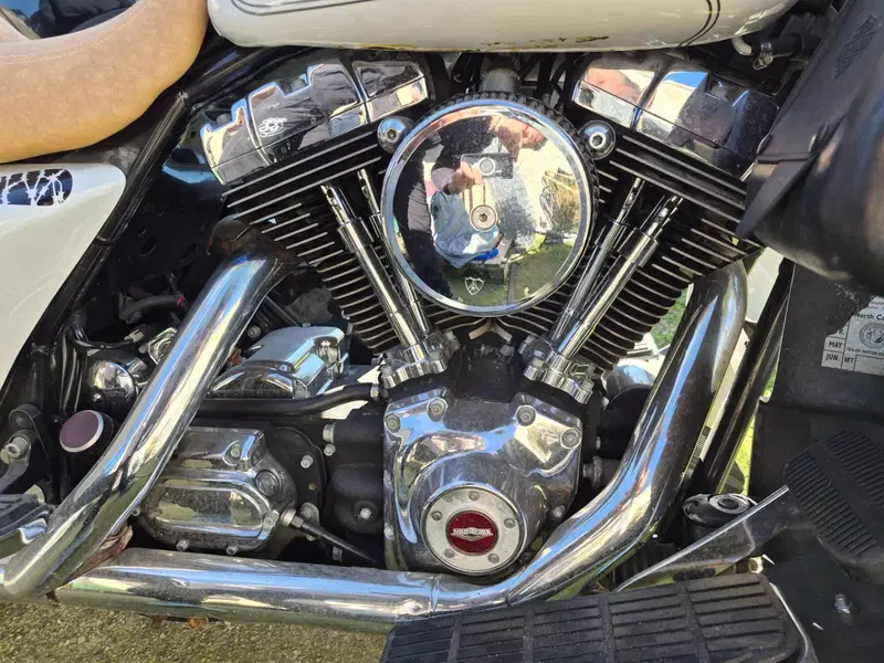Harley-Davidson 1450 Electra Glide Ultra Classic (2003 - 05) - FLHTCUI (3)