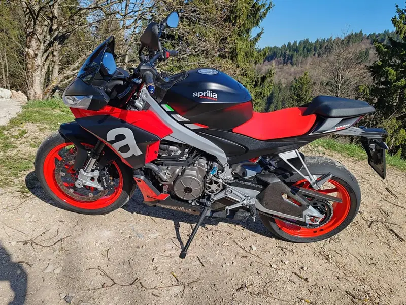 Aprilia Tuono 660 (2021 - 25) (2)