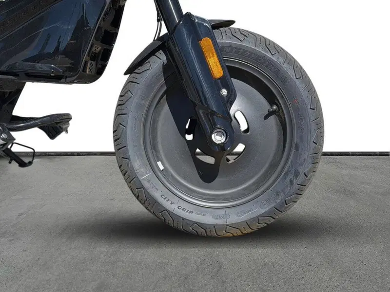 Bmw CE 02 AM (2024 - 26) (4)