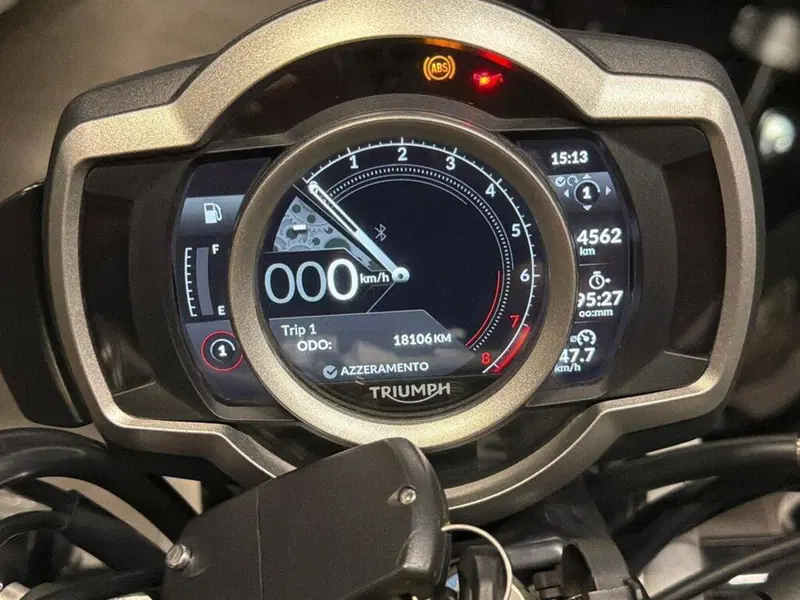 Triumph Scrambler 1200 XC Gold Line Edition (2021 - 23) (10)