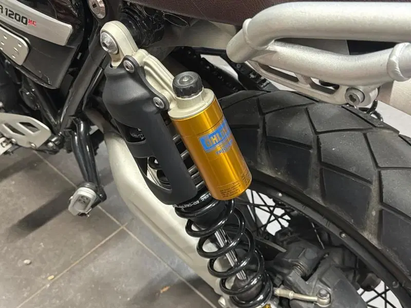 Triumph Scrambler 1200 XC Gold Line Edition (2021 - 23) (11)