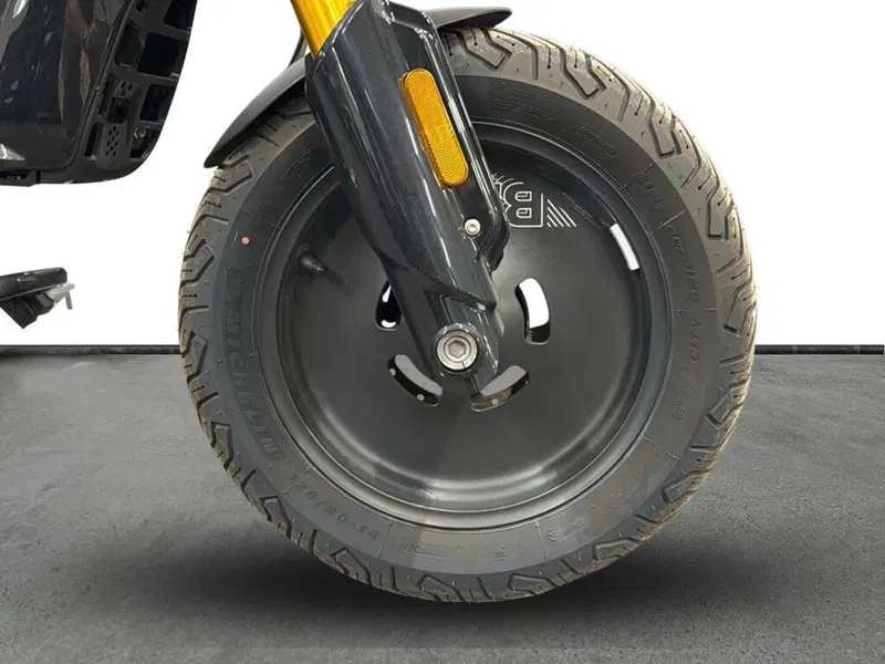 Bmw CE 02 AM (2024 - 26) (4)