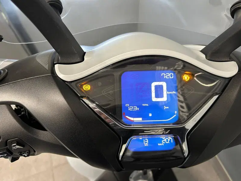 Honda SH 125i Sport (2024 - 25) (3)