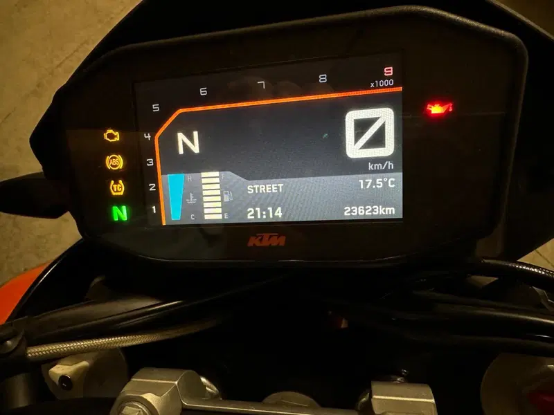 KTM 690 Duke R (2016 -17) (8)