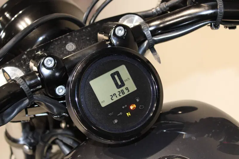 Yamaha XV 950 R ABS (2017 - 20) (6)