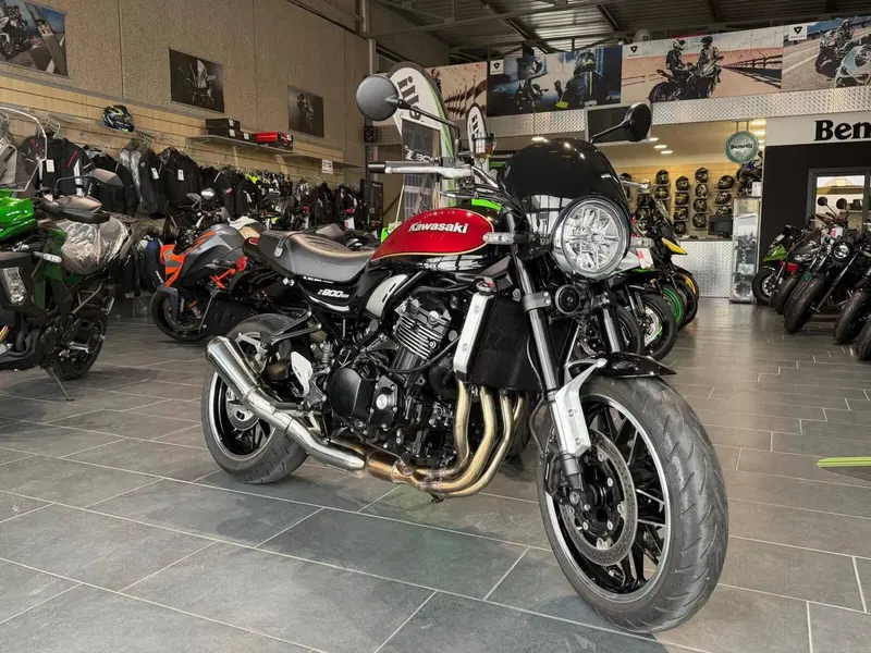 Kawasaki Z 900 RS (2022 - 25) (3)