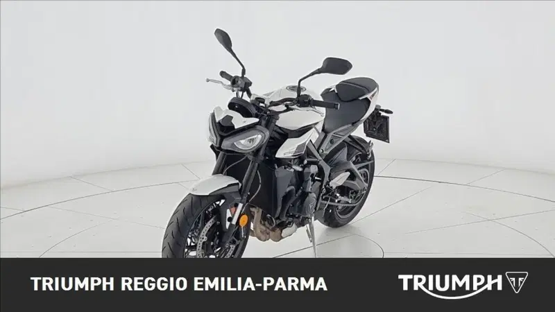 Triumph Street Triple 765 R (2023 - 26) (5)