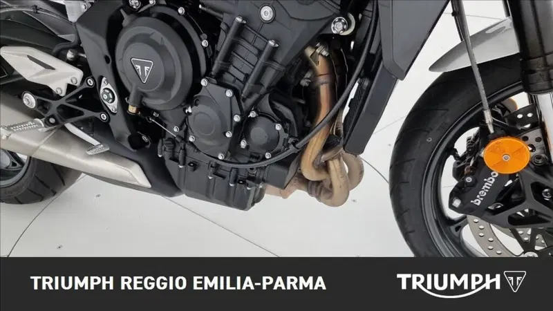 Triumph Street Triple 765 R (2023 - 26) (20)