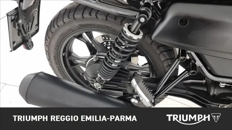 Moto Guzzi V7 III Stone Night Pack (2019 - 20) (18)
