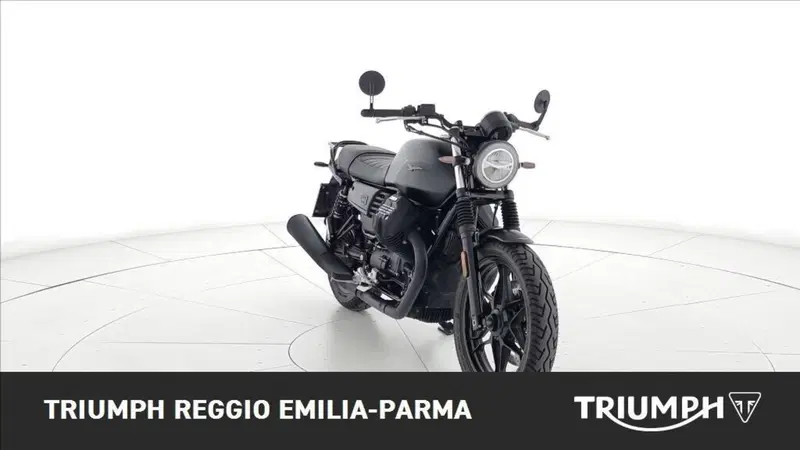 Moto Guzzi V7 III Stone Night Pack (2019 - 20) (4)