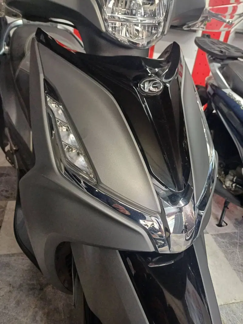 Kymco Agility 300 + (2020) (2)