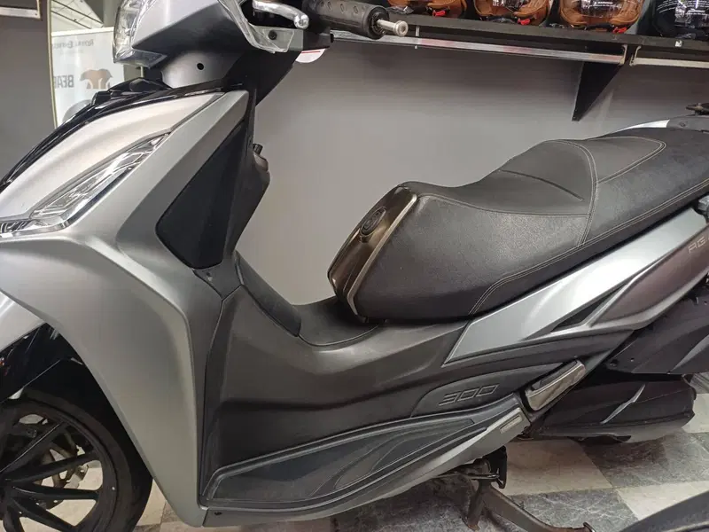 Kymco Agility 300 + (2020) (4)