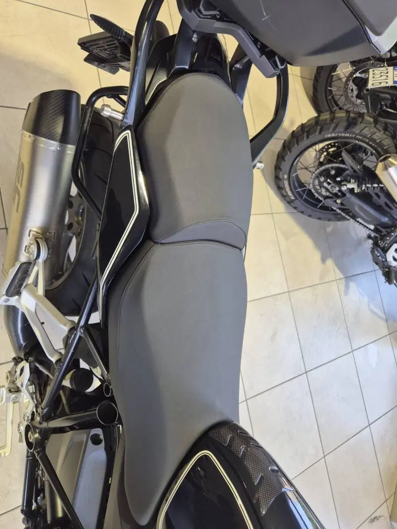 Bmw R 1200 R Black Edition (2017 - 18) (8)