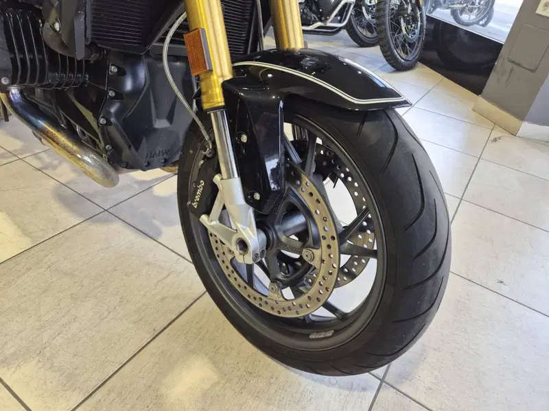 Bmw R 1200 R Black Edition (2017 - 18) (11)