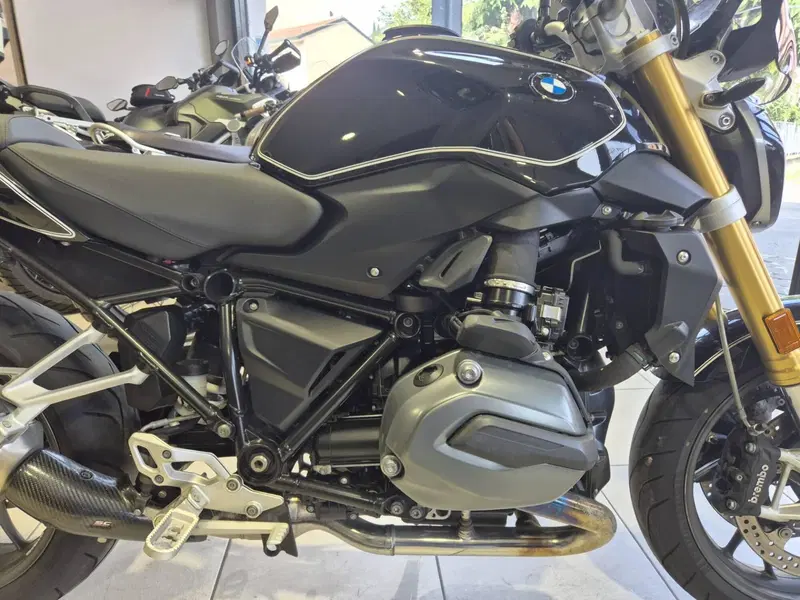 Bmw R 1200 R Black Edition (2017 - 18) (12)
