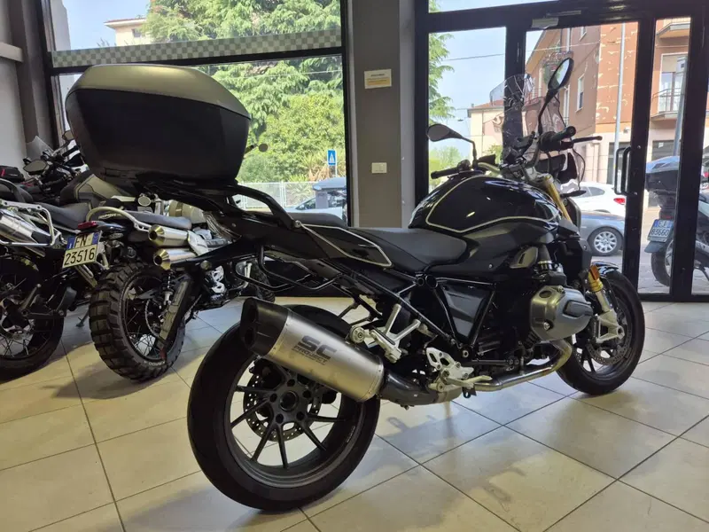 Bmw R 1200 R Black Edition (2017 - 18) (2)