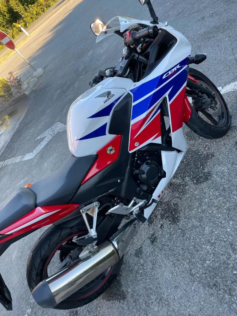 Honda CBR 300 R ABS (2014 - 17) (4)